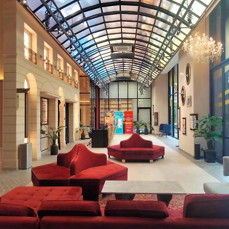 Scarletz Suites Klcc I Homebrickz Kuala Lumpur Exterior photo